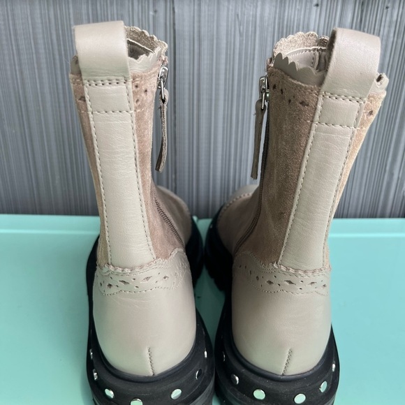 Free People Atlas Chelsea Taupe Suede Chelsea Boots 7.5 - Picture 8 of 12